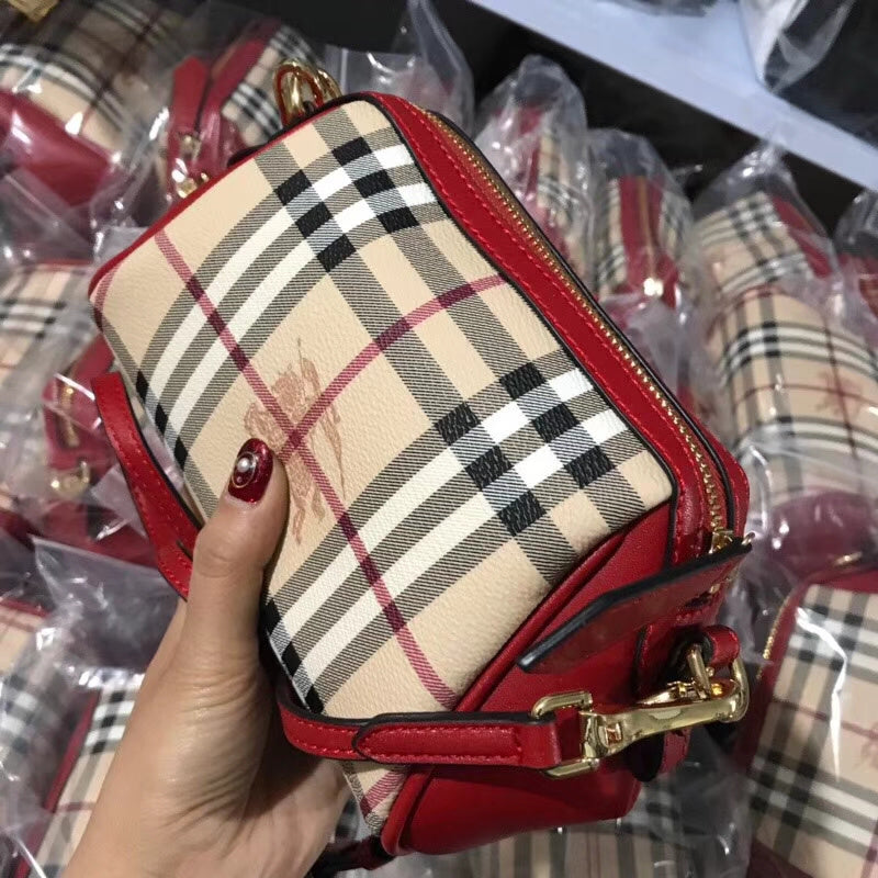 Burberry Bags - Bagsattire   336
