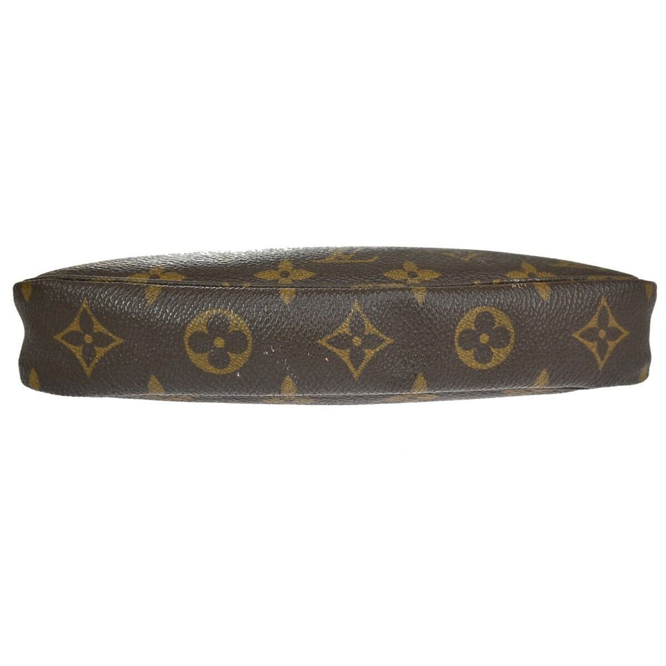Louis Vuitton Pochette Accessoires  Canvas Clutch Bag