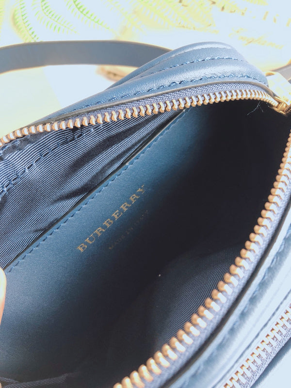 Burberry Bags - Bagsattire   596