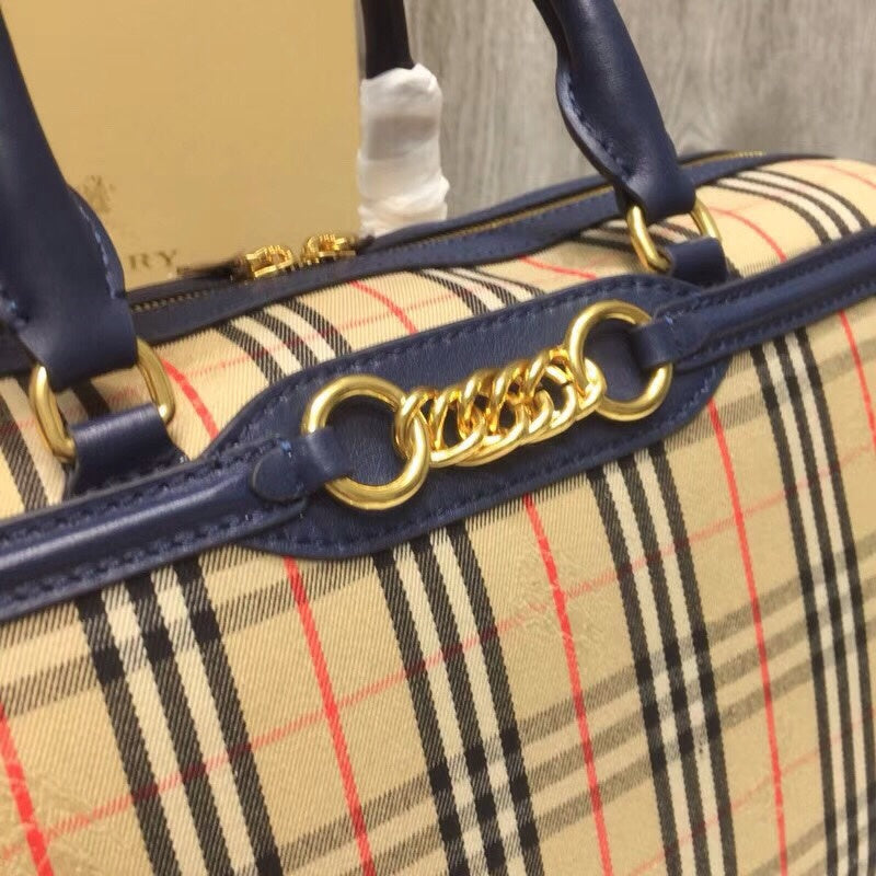 Burberry Bags - Bagsattire   697