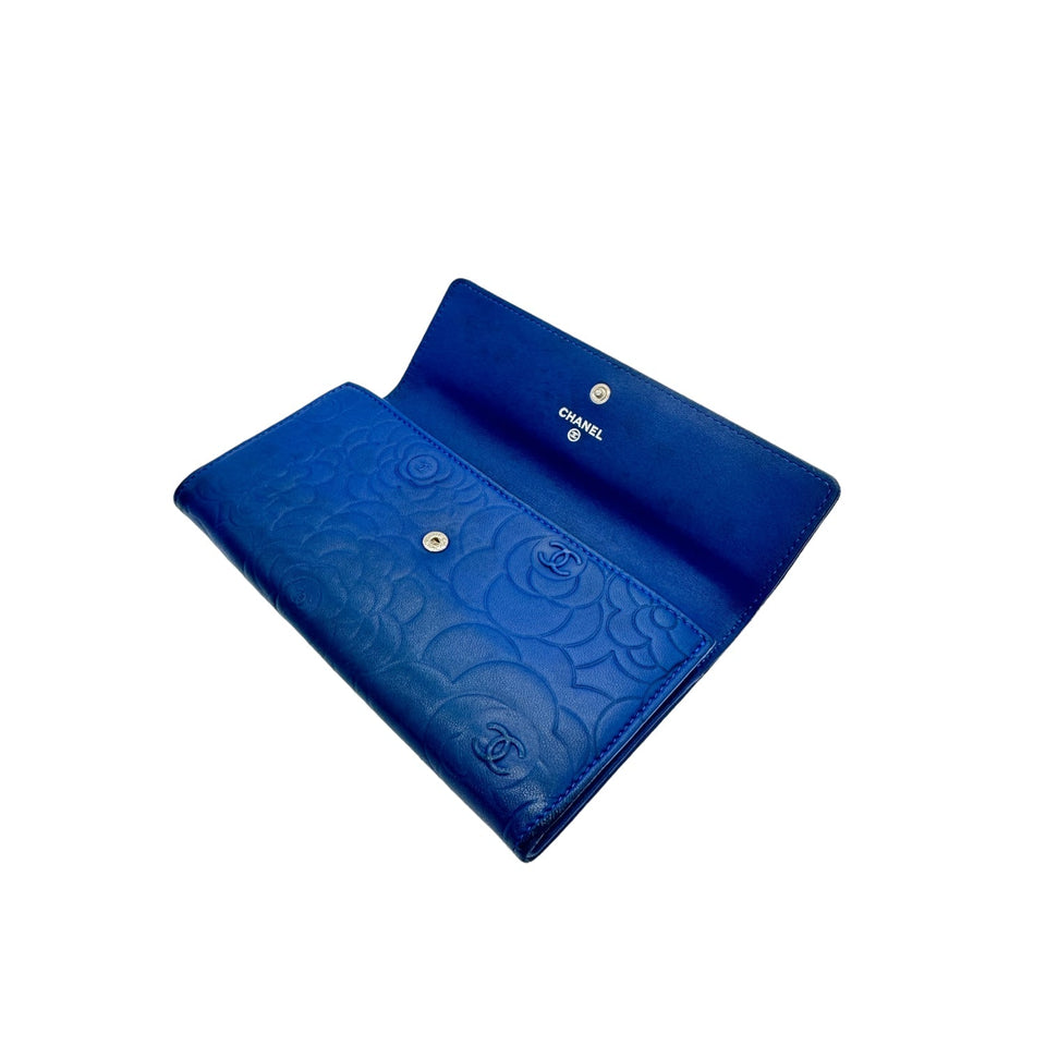 Chanel bag CC Flap Camellia Lambskin Long Wallet Blue