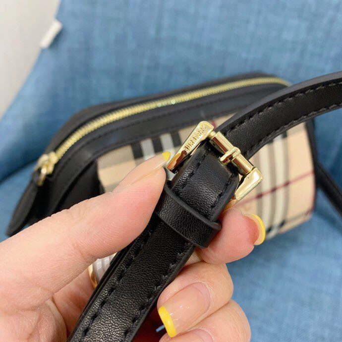 Burberry Bags - Bagsattire   207