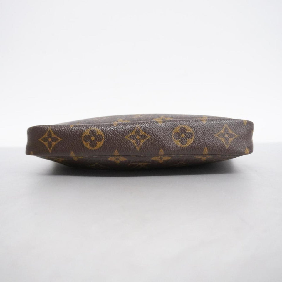 Louis Vuitton Pochette Accessoires  Canvas Clutch Bag