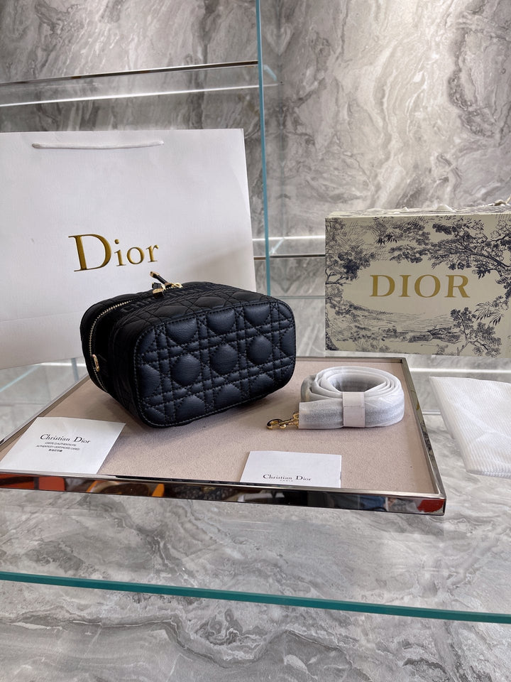 MO - Top Quality Bags Christian Dior 215