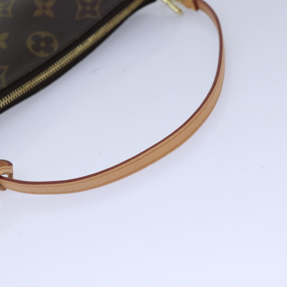 Louis Vuitton Pochette Accessoire  Canvas Clutch Bag