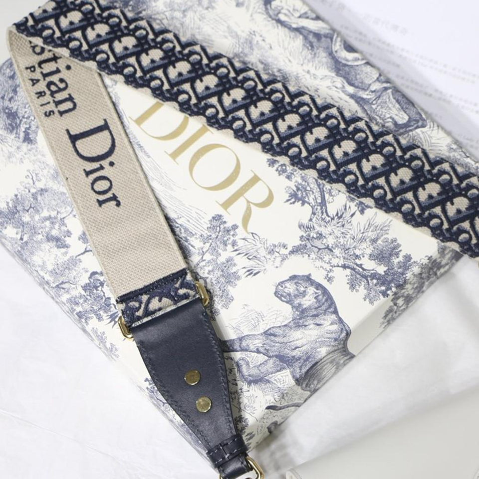 MEChristian Dior BOBBY BAG