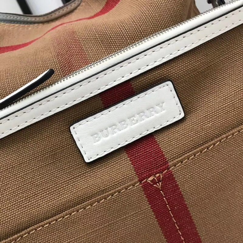 Burberry Bags - Bagsattire   426