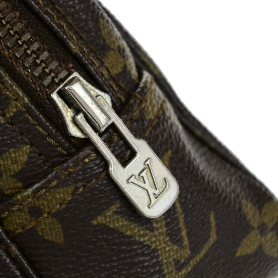Louis Vuitton Trousse De Toilette 18  Canvas Clutch Bag