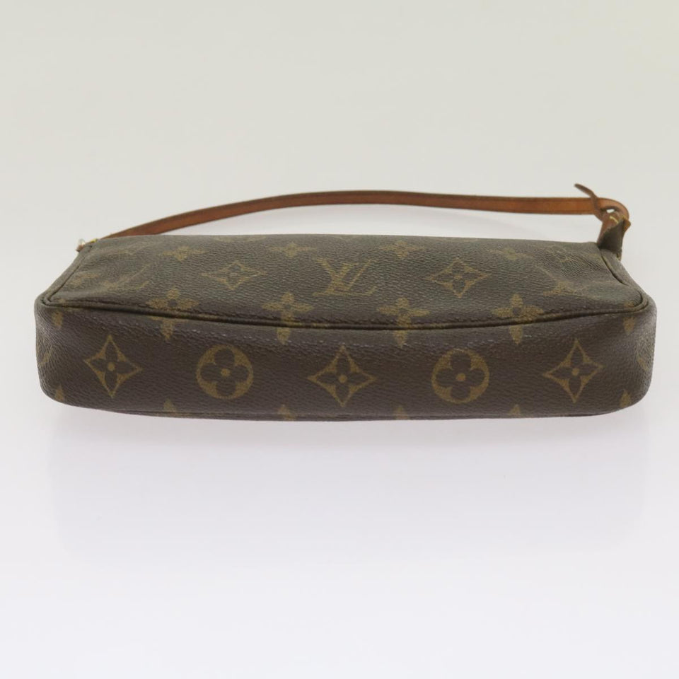 Louis Vuitton Pochette Accessoire  Canvas Clutch Bag