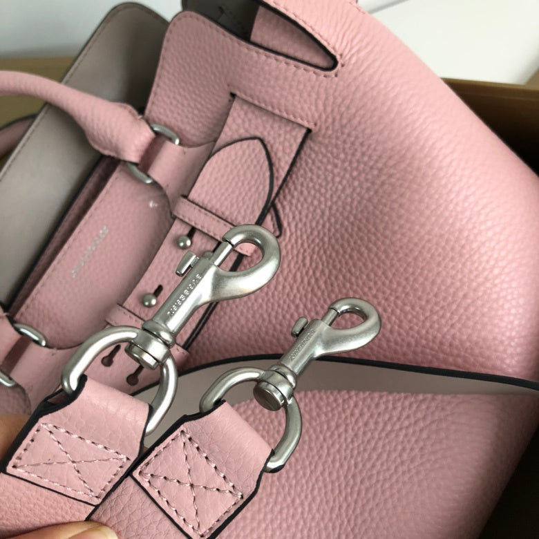 Burberry Bags - Bagsattire   371