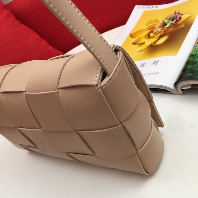 Burberry Bags - Bagsattire   171