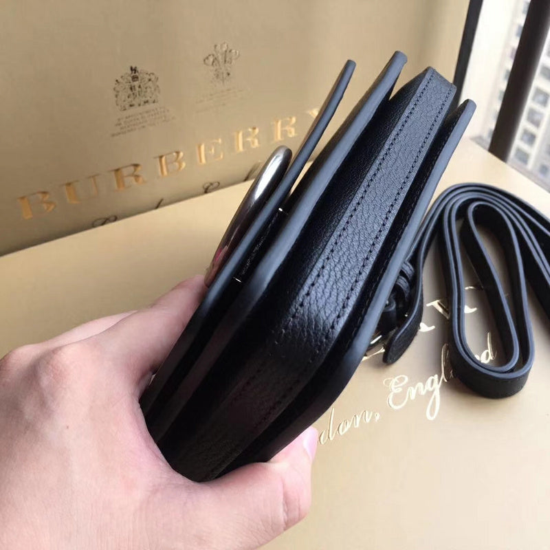 Burberry Bags - Bagsattire   460