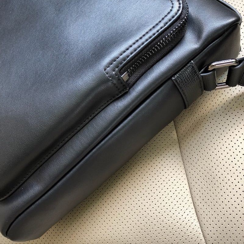 Burberry Bags - Bagsattire   529