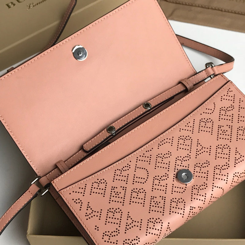 Burberry Bags - Bagsattire   656