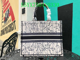 Christian Dior Bags Bags - The Tote   132