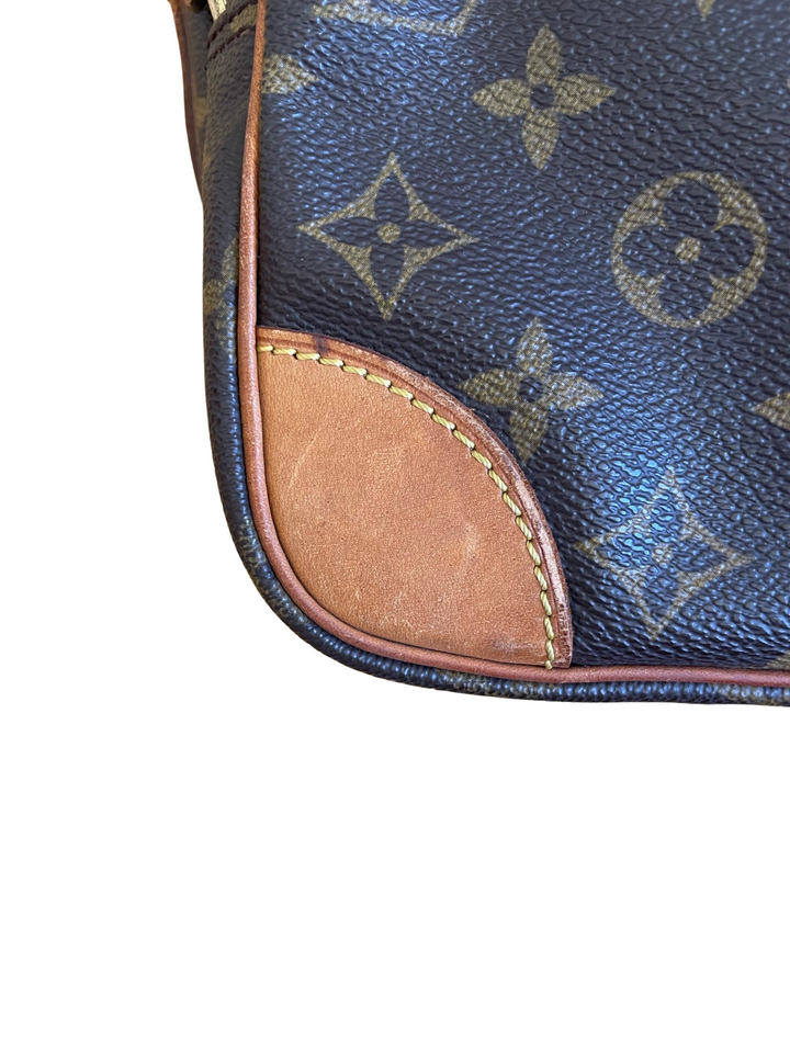 Louis Vuitton Nil MM Monogram