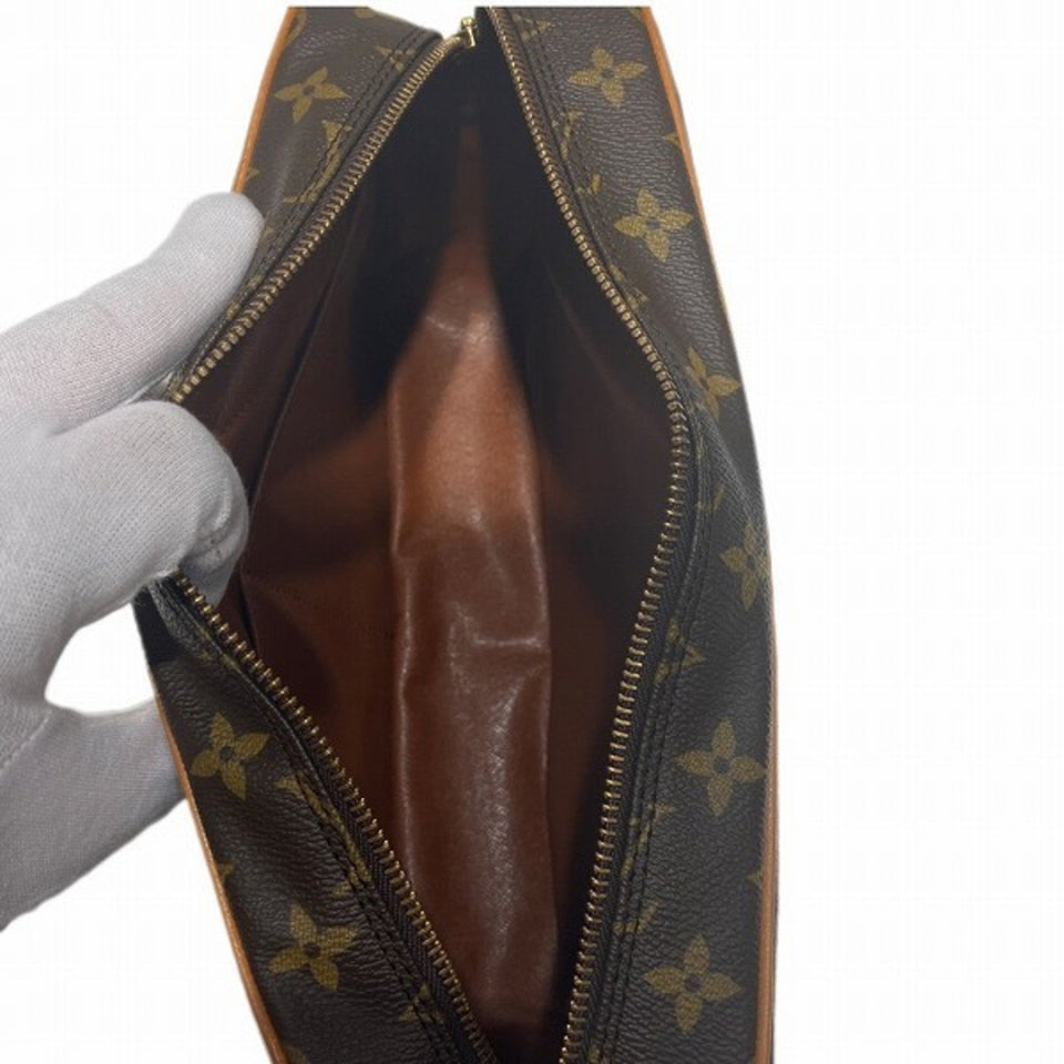 Louis Vuitton Compiegne 28  Canvas Clutch Bag