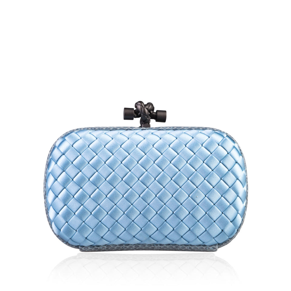 Knot Clutch