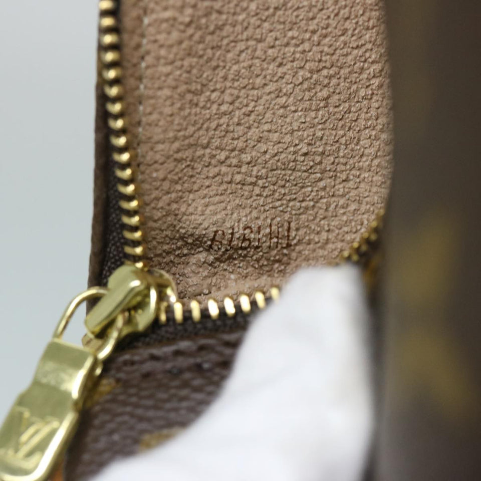 Louis Vuitton Trousse Rond  Canvas Clutch Bag