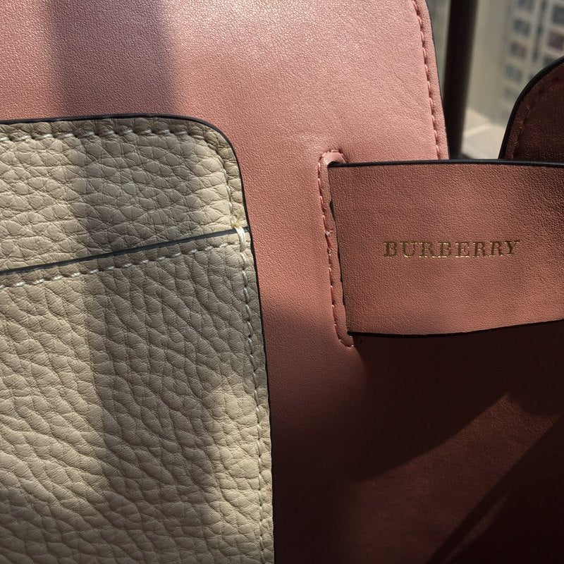 Burberry Bags - Bagsattire   441