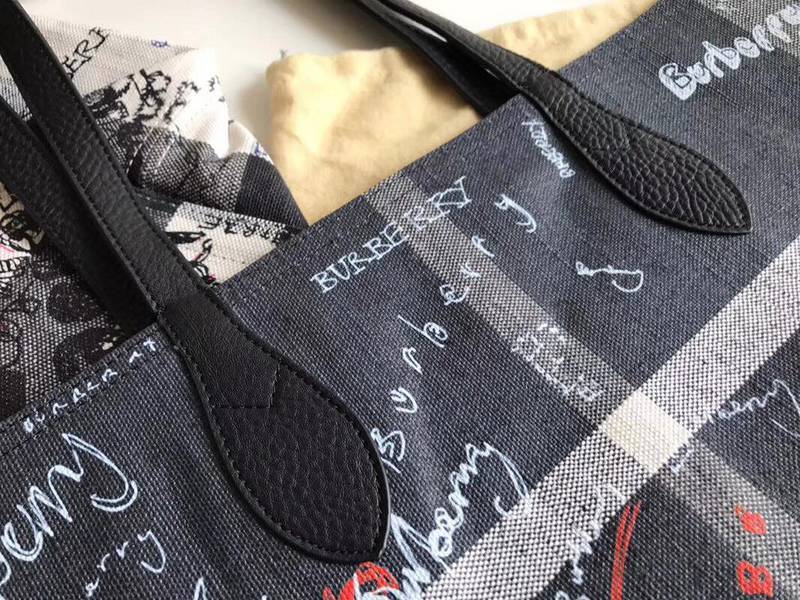 Burberry Bags - Bagsattire   285