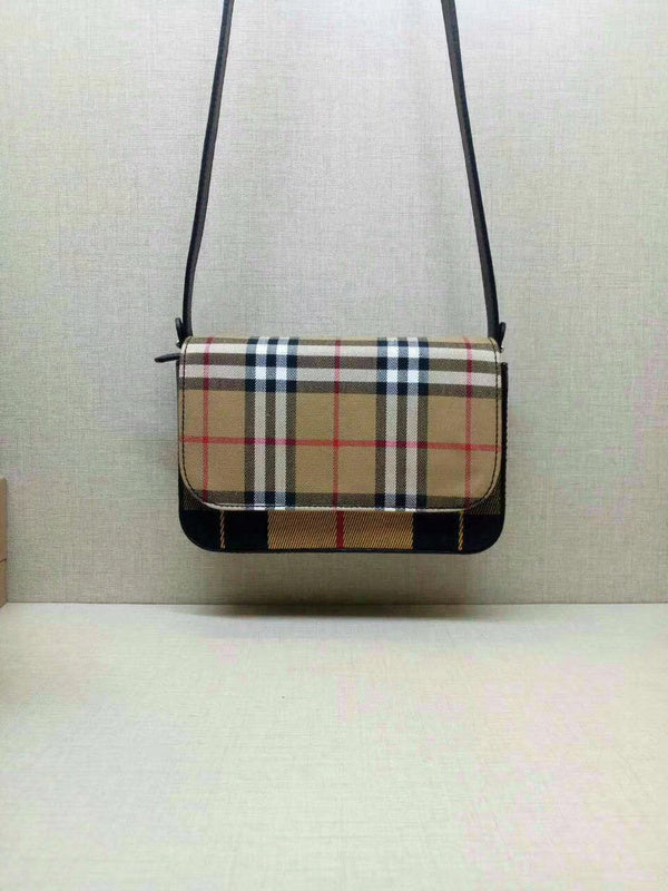 Burberry Bags - Bagsattire   431
