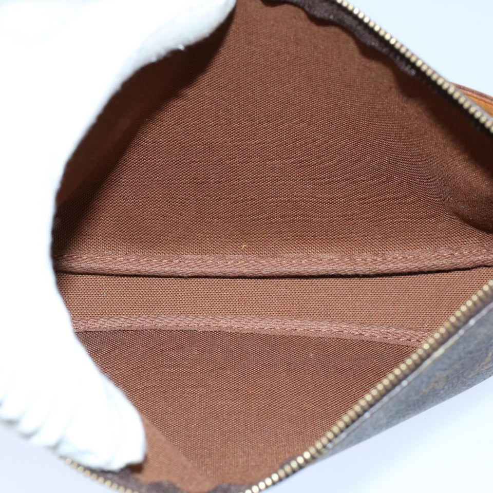Louis Vuitton Pochette Accessoire  Canvas Clutch Bag