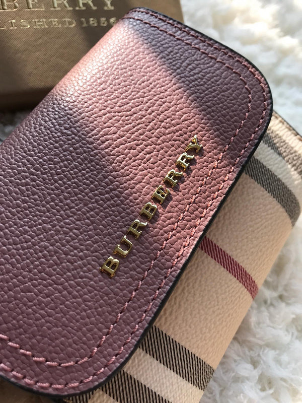 Burberry Bags - Bagsattire   548