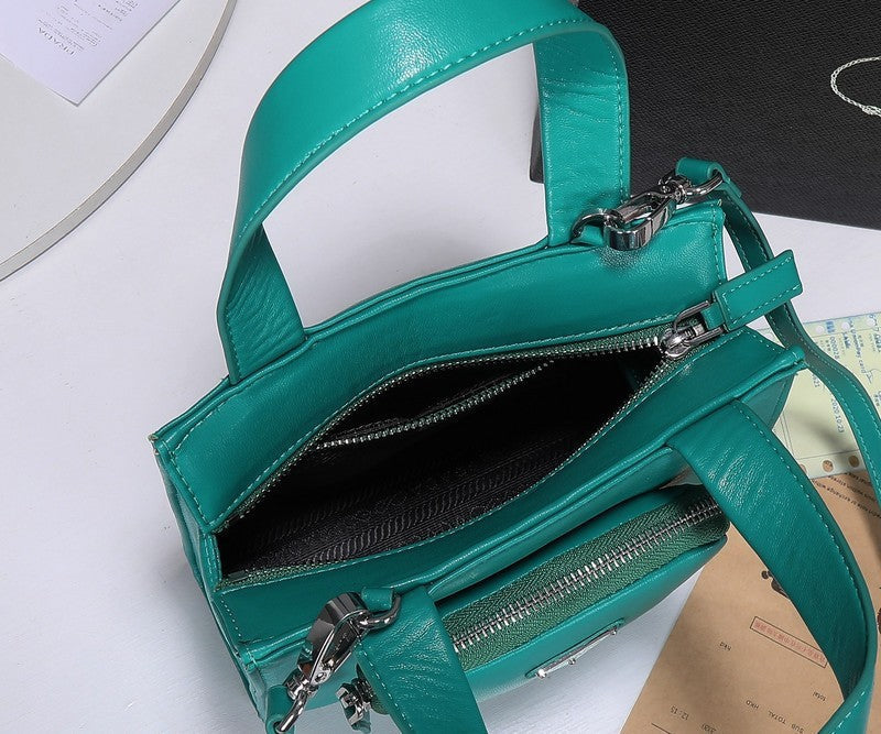 Barnes-Bags - Prada Bags - 985