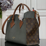Louis Vuitton ON MY SIDE MM