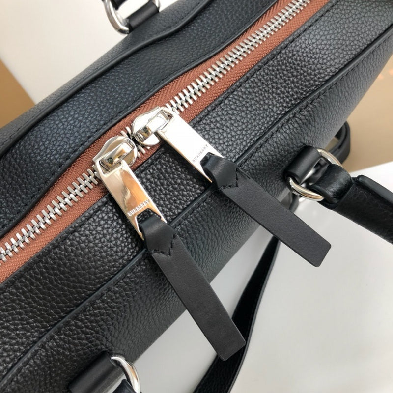 Burberry Bags - Bagsattire   547