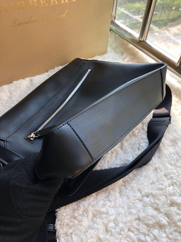 Burberry Bags - Bagsattire   379