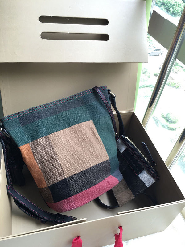 Burberry Bags - Bagsattire   427