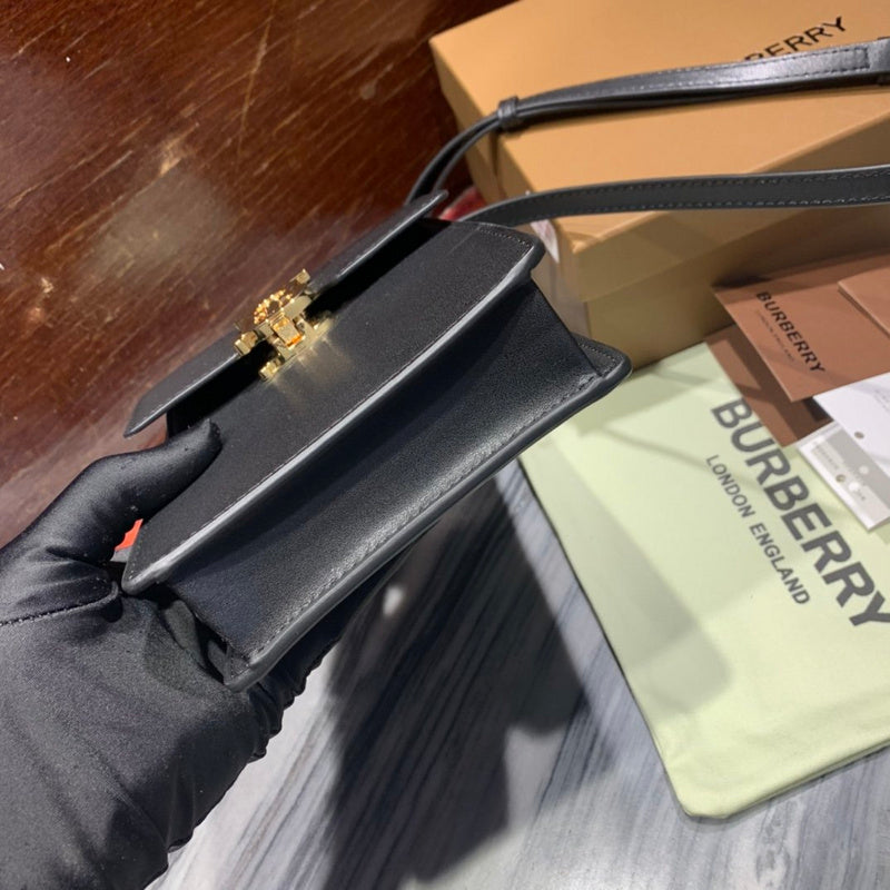 Burberry Bags - Bagsattire   164