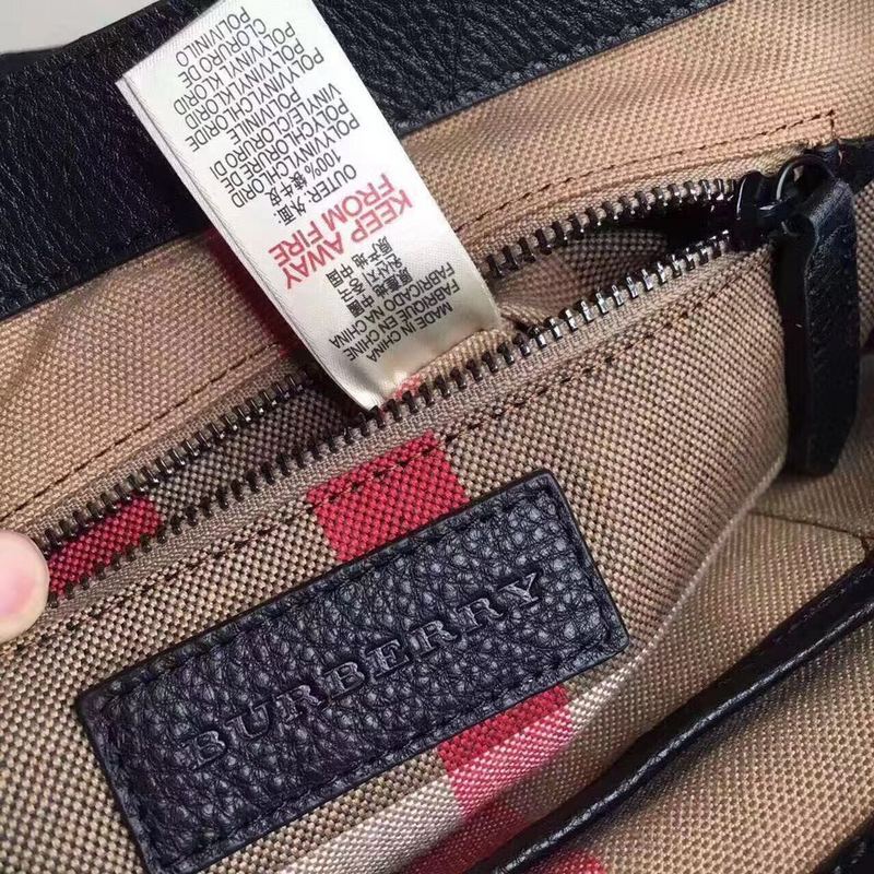 Burberry Bags - Bagsattire   552