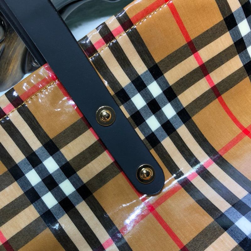 Burberry Bags - Bagsattire   658