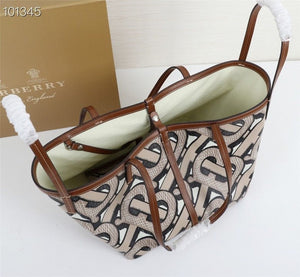 Burberry Bags - Bagsattire   182