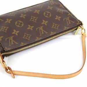 Louis Vuitton Pochette Accessoire  Canvas Clutch Bag