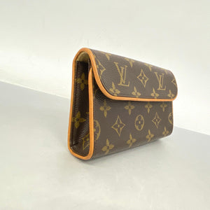 Louis Vuitton Pochette Florentine  Canvas Clutch Bag