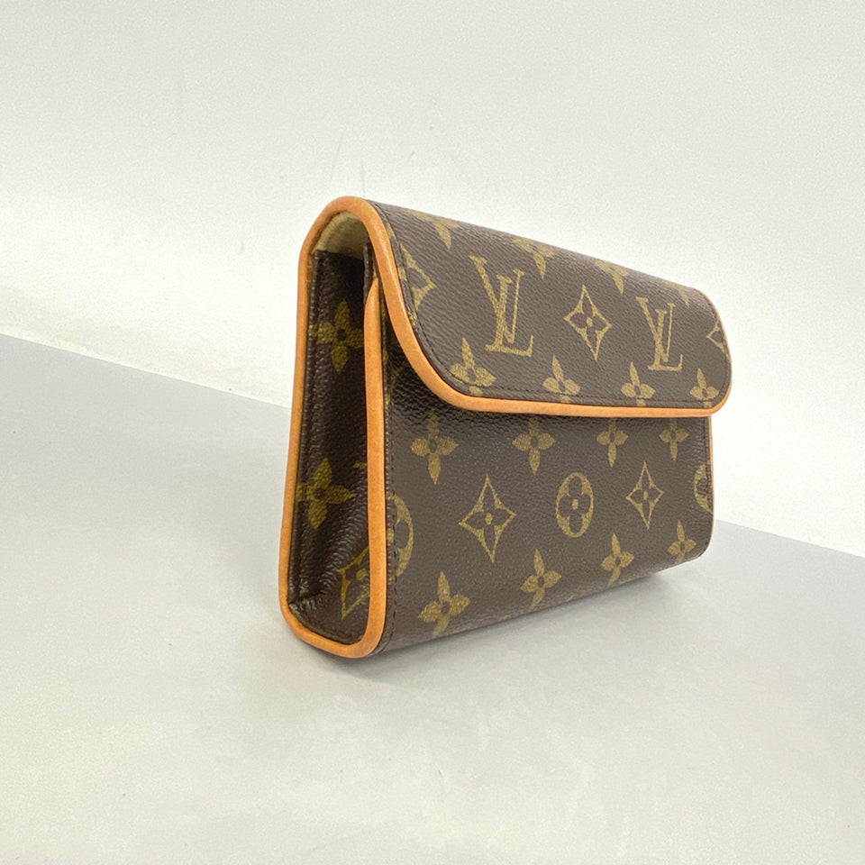 Louis Vuitton Pochette Florentine  Canvas Clutch Bag