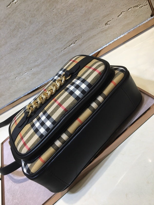 Burberry Bags - Bagsattire   369