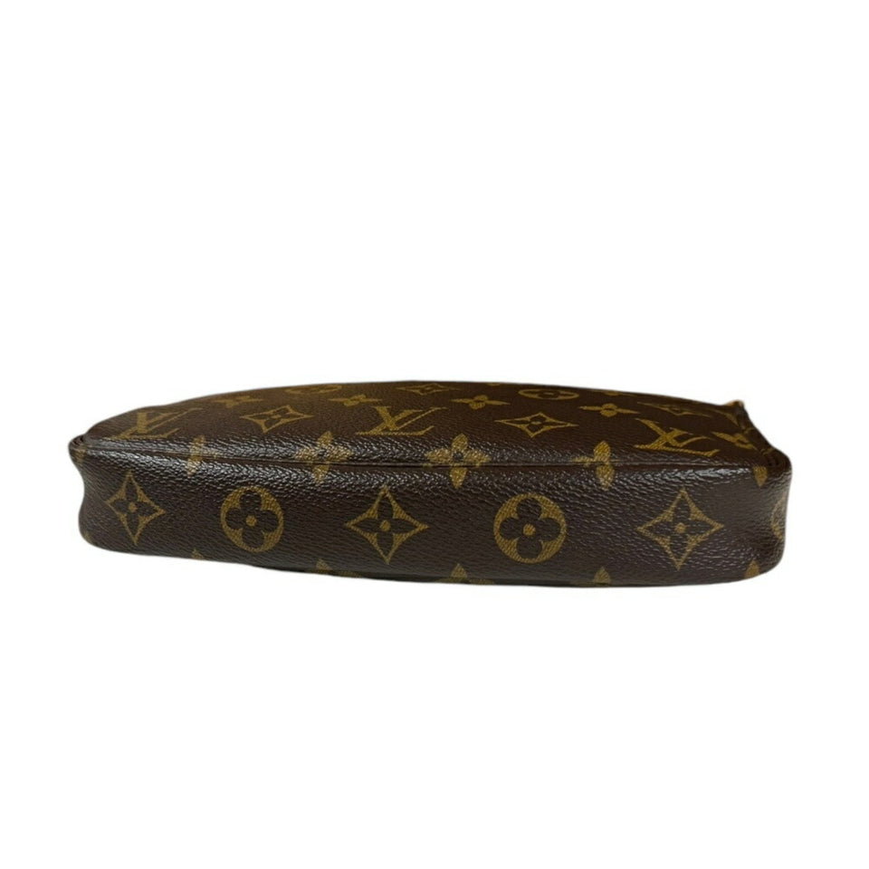 Louis Vuitton Pochette Accessoire  Canvas Clutch Bag