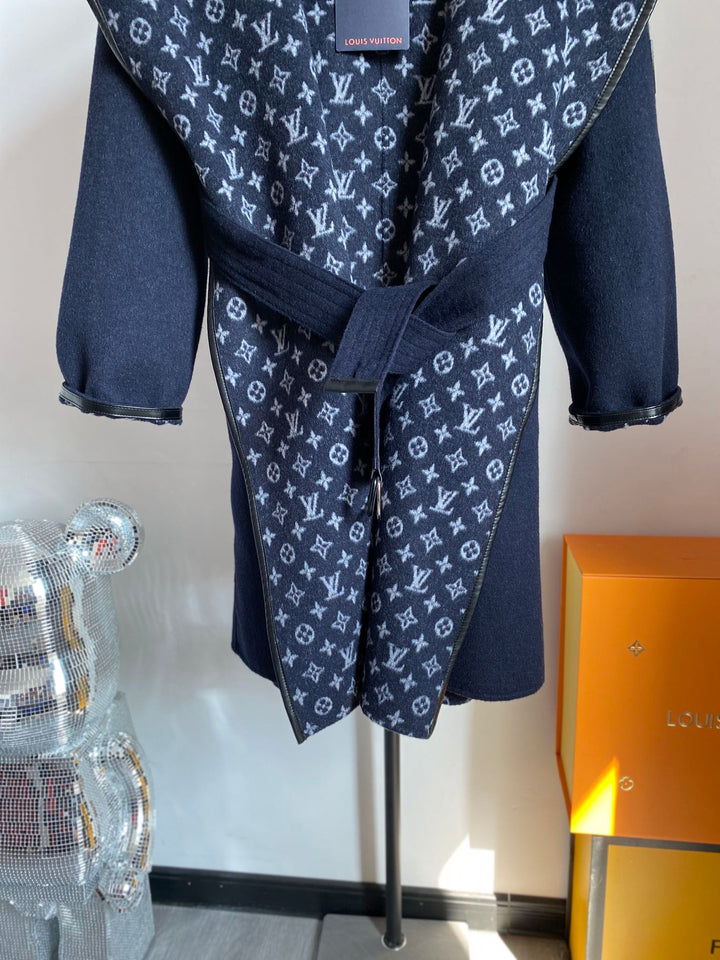 Luxury Louis Vuitton  Wrap Coat 042