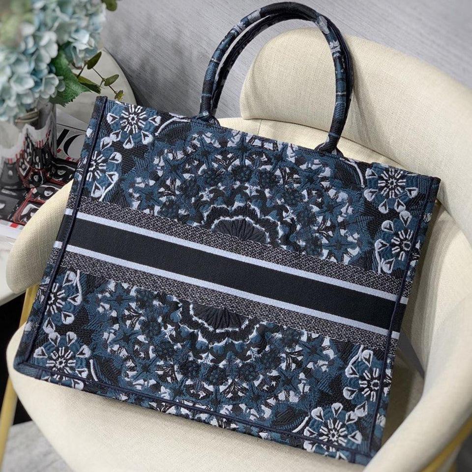 Christian Dior BOOK TOTE