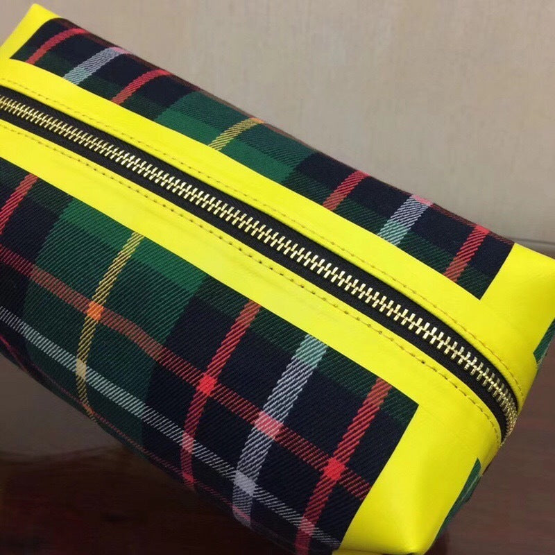 Burberry Bags - Bagsattire   404