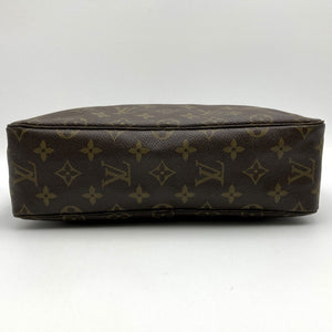 Louis Vuitton Trousse De Toilette  Canvas Clutch Bag