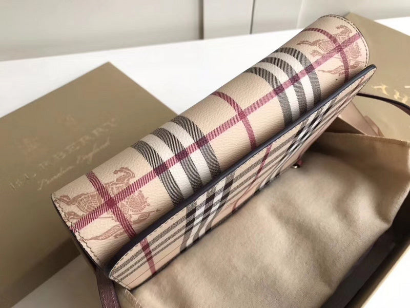 Burberry Bags - Bagsattire   485