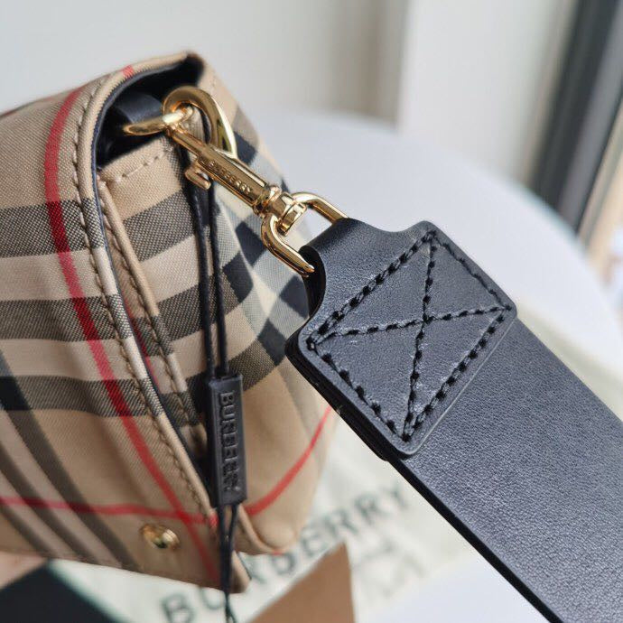 Burberry Bags - Bagsattire   200