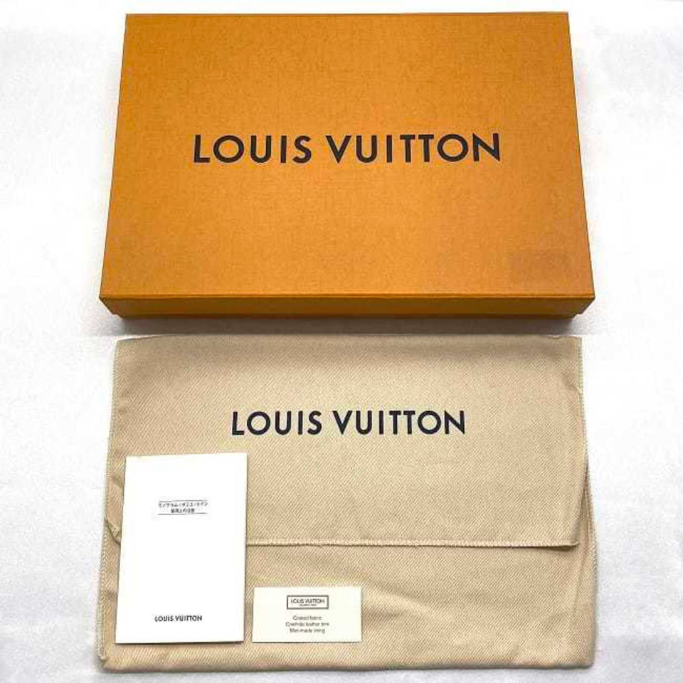 Louis Vuitton Etui Ipad  Canvas Clutch Bag