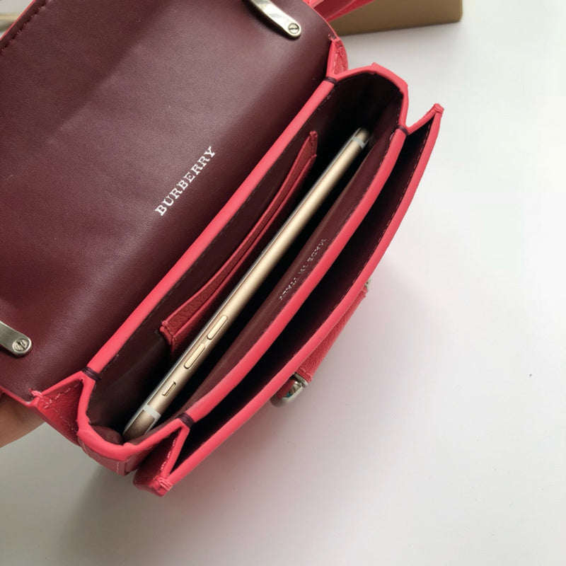 Burberry Bags - Bagsattire   458